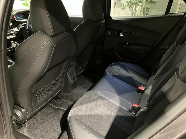 2008 GT ブルーHDi プレミアムエディション 純正ナビ ドライブレコーダー前後 ブラインドスポットモニター 運転席パワーシート レーンキープ 禁煙車 シートヒーター サンルーフ オートライト 衝突被害軽減ブレーキ ACC ETC(45枚目)