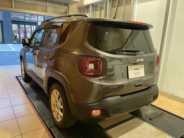 ジープ・レネゲード リミテッド（5枚目）