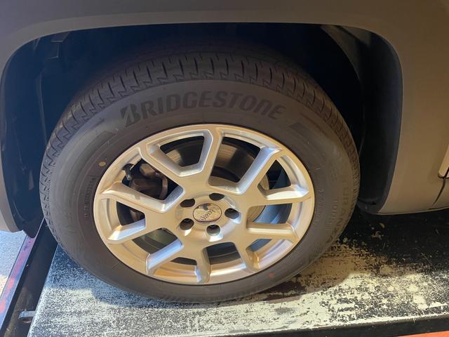 ジープ・レネゲード リミテッド（27枚目）