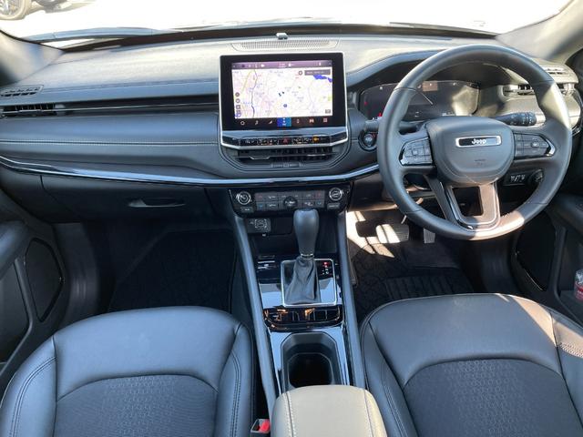 ジープ・コンパス ナイトイーグル　ブラックグリル＆ブラック１８インチＡＷ＆ブラックルーフ　ワイヤレスＡｐｐｌｅＣａｒＰｌａｙ　追従クルコン　登録済未使用車７ｋｍ　新車保証継承（37枚目）