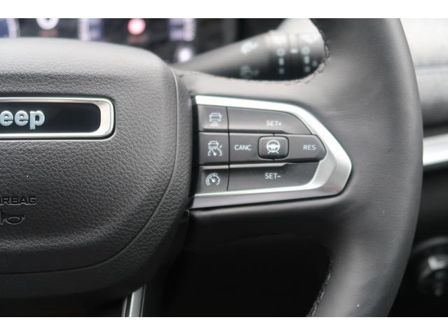 ジープ・コンパス ロンジチュード　登録済未使用車　ａｐｐｌｅｃａｒｐｌａｙ　ＡｎｄｏｒｏｉｄＡｕｔｏ　純正ナビ　ＥＴＣ２．０　アダプティブクルーズコントロール　バックカメラ　ＬＥＤヘッドライト　純正１７インチアルミホイール（10枚目）
