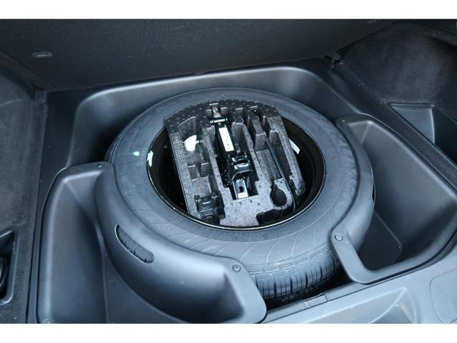 ジープ・グランドチェロキー ラレード　認定中古車　純正カーナビ　純正ドラレコ　レザーシート　　ＨＩＤヘッドランプ　クルーズコントロール　純正１８インチアルミホイール　パワーシート　バックカメラ　ブラインドスポットモニター　ＵＳＢ端子（32枚目）