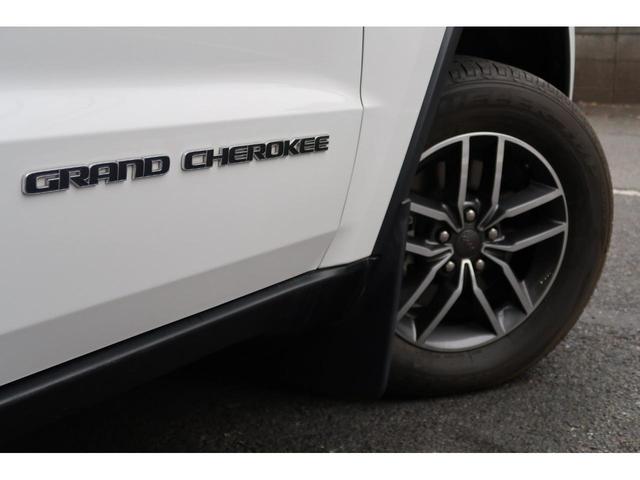 ジープ・グランドチェロキー リミテッド　認定中古車　後期型　弊社オーナー下取車　禁煙車　エアサス　カープレイ＆アンドロイドオート　地デジ　ドラレコ（36枚目）