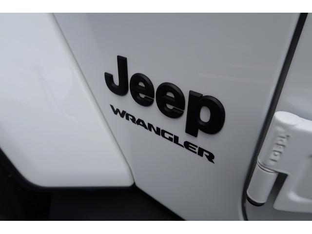ジープ・ラングラーアンリミテッド サハラ　アルティテュード　限定車　認定中古車　新車保証継承　ワンオーナー　純正ヘッドライナー　カープレイ　アンドロイドオート　純正ナビ　ＬＥＤヘッドライト　黒レザー　シートヒーター　アダプティブクルーズ（38枚目）