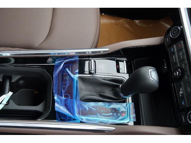 ジープ・コマンダー リミテッドサンルーフ　４ＷＤ　純正ナビ　アップルカープレイ　ＥＴＣ２．０　純正アルミホイール　全周囲カメラ　アダプティブクルーズコントロール　ブラインドスポットモニター　サンルーフ（18枚目）