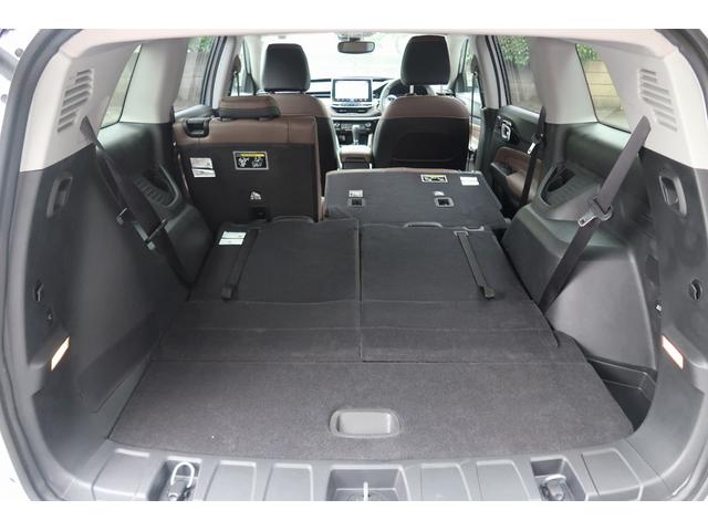 ジープ・コマンダー リミテッドサンルーフ　４ＷＤ　純正ナビ　アップルカープレイ　ＥＴＣ２．０　純正アルミホイール　全周囲カメラ　アダプティブクルーズコントロール　ブラインドスポットモニター　サンルーフ（39枚目）