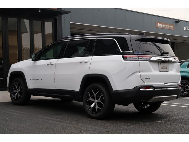 ジープ・コマンダー リミテッドサンルーフ　４ＷＤ　純正ナビ　アップルカープレイ　ＥＴＣ２．０　純正アルミホイール　全周囲カメラ　アダプティブクルーズコントロール　ブラインドスポットモニター　サンルーフ（49枚目）