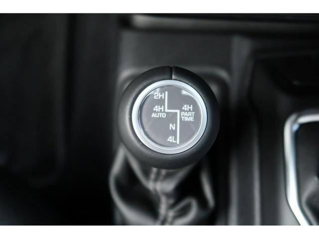 ジープ・ラングラーアンリミテッド サハラ　認定中古車！禁煙車！ワンオーナー！ブラックレザーシート！Ｊｅｅｐ純正ナビ標準装備！純正アルミホイール！アダプティブクルーズコントロール！レギュラーガソリン車！バックカメラ・フロントカメラ付き！（18枚目）