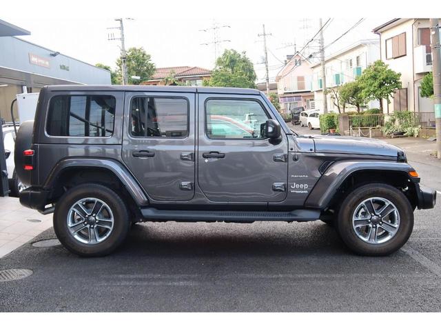 ジープ・ラングラーアンリミテッド サハラ　認定中古車！禁煙車！ワンオーナー！ブラックレザーシート！Ｊｅｅｐ純正ナビ標準装備！純正アルミホイール！アダプティブクルーズコントロール！レギュラーガソリン車！バックカメラ・フロントカメラ付き！（44枚目）