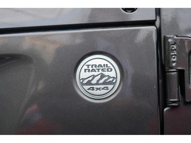 ジープ・ラングラーアンリミテッド サハラ　認定中古車！禁煙車！ワンオーナー！ブラックレザーシート！Ｊｅｅｐ純正ナビ標準装備！純正アルミホイール！アダプティブクルーズコントロール！レギュラーガソリン車！バックカメラ・フロントカメラ付き！（45枚目）