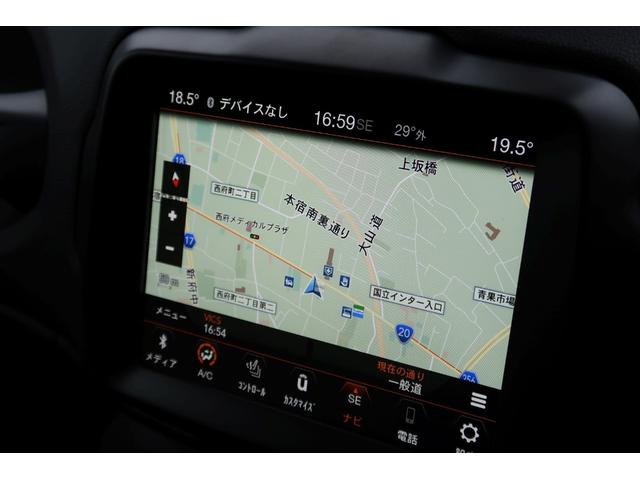 ジープ・レネゲード リミテッド　認定中古車　弊社元デモカー　ワンオーナー　禁煙車　純正ナビ　ＥＴＣ２．０　アップルカープレイ　レザーシート　シートヒーター　ＬＥＤヘッドライト　純正アルミホイール　アダプティブクルーズコントロール（14枚目）