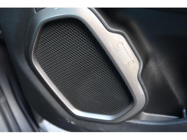 ジープ・レネゲード リミテッド　認定中古車　弊社元デモカー　ワンオーナー　禁煙車　純正ナビ　ＥＴＣ２．０　アップルカープレイ　レザーシート　シートヒーター　ＬＥＤヘッドライト　純正アルミホイール　アダプティブクルーズコントロール（22枚目）