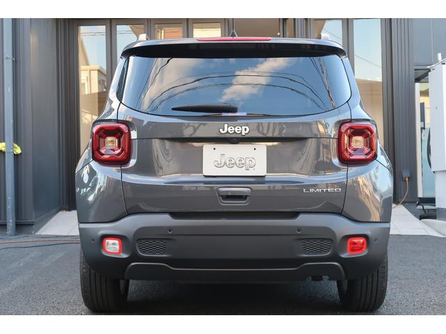 ジープ・レネゲード リミテッド　認定中古車　弊社元デモカー　ワンオーナー　禁煙車　純正ナビ　ＥＴＣ２．０　アップルカープレイ　レザーシート　シートヒーター　ＬＥＤヘッドライト　純正アルミホイール　アダプティブクルーズコントロール（36枚目）
