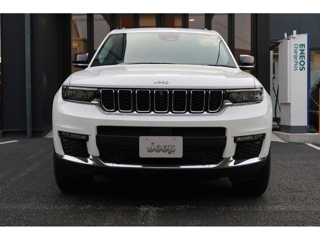 ジープ・グランドチェロキーＬ リミテッド　認定中古車　カープレイ　３６０カメラ　アダプティブクルーズコントロール　シートヒーター　ハンドルヒーター　４ＷＤ　禁煙車　後部座席シートヒーター付き（26枚目）