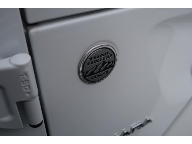 ジープ・ラングラーアンリミテッド サハラ 認定中古車 ワンオーナー 弊社元デモカー 新車保証継承 純正ナビ アップルカープレイ レザーシート シートヒーター LEDヘッドライト 純正18インチアルミホイール フロントカメラ バックカメラ(38枚目)