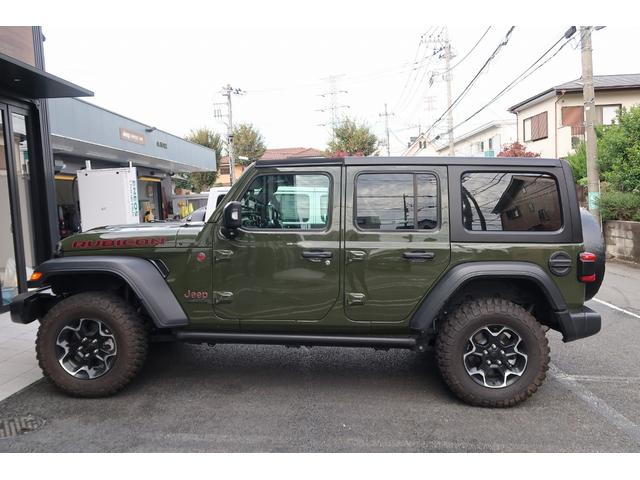 ジープ・ラングラーアンリミテッド ルビコンリミテEDウィズサンライダフリTフォーハドT 認定中古車!全国250台限定車!!純正ナビ!デジタルインナーミラー!電動サイドステップアップルカープレイ!レザーシート!シートヒーター!アダプティブクルーズコントロール!ETC2.0(32枚目)