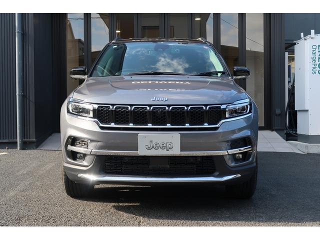 ジープ・コマンダー リミテッド　認定中古車！ワンオーナー弊社元管理車輛！新車保証継承！純正ナビ！アップルカープレイ！レザーシート！シートヒーター！パワーシート！ＬＥＤヘッドライト！純正１８インチアルミホイール！サラウンドビューカメラ（32枚目）