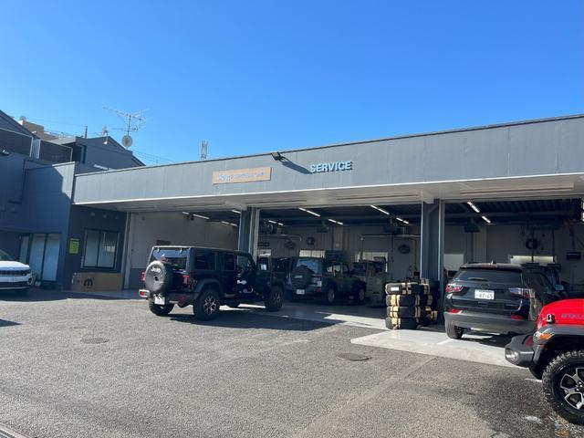 ジープ・コマンダー リミテッド　認定中古車！ワンオーナー弊社元管理車輛！新車保証継承！純正ナビ！アップルカープレイ！レザーシート！シートヒーター！パワーシート！ＬＥＤヘッドライト！純正１８インチアルミホイール！サラウンドビューカメラ（46枚目）