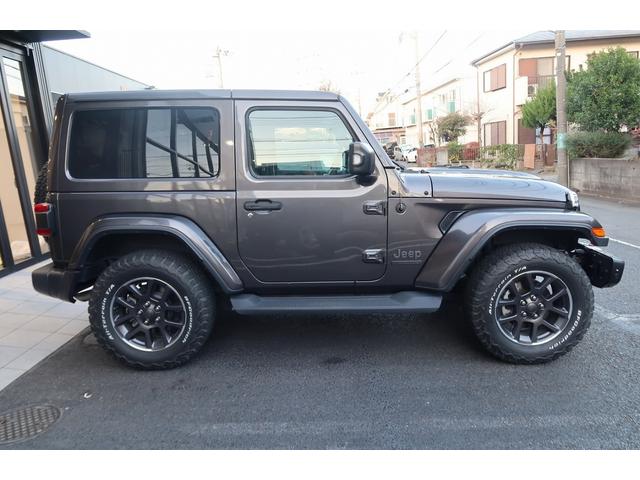 ジープ・ラングラー スポーツ 80thアニバーサリーエディション 限定車 2ドア 認定中古車 ワンオーナー ドラレコ リアUSバンパー フロントルビコンバンパー CD DVDプレーヤー 黒レザー(26枚目)