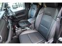 サハラ　認定中古車！禁煙車！ワンオーナー！ブラックレザーシート！Ｊｅｅｐ純正ナビ標準装備！純正アルミホイール！アダプティブクルーズコントロール！レギュラーガソリン車！バックカメラ・フロントカメラ付き！（14枚目）