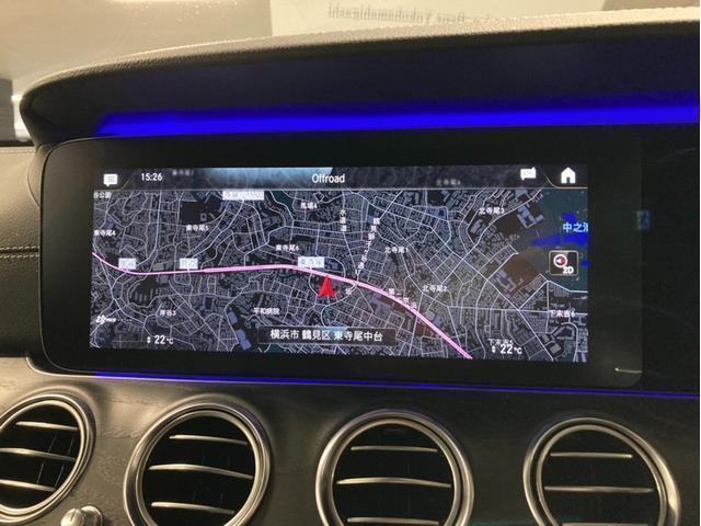 E220d ステーションワゴン スポーツ 認定中古車 エクスクルーシブPKG レザーエクスクルーシブPKG AMGインテリアPKG ブルメスターサウンド ワイヤレスチャージャー 360度カメラ MBUX パフュームアトマイザー ヘッドアップデ(5枚目)