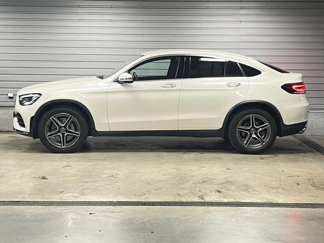 ＧＬＣ２２０ｄ　４マチック　クーペ　ＡＭＧライン　認定中古車　禁煙車　ＡＭＧライン　エアサスペンション　レザーエクスクルーシブパッケージ　ブルメスターサラウンドサウンドシステム　ヘッドアップディスプレイ　エアバランスパッケージ　３６０度カメラ(3枚目)