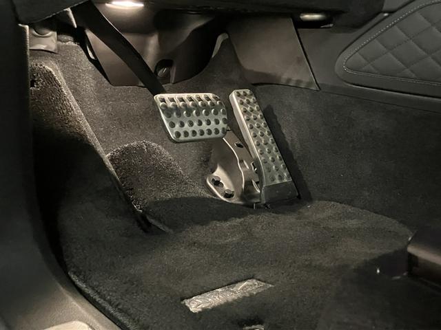 Ｇクラス Ｇ６３　認定中古車　本革シート　オブシディアンブラック　サンルーフ　ブルメスターサウンド　シートヒーター　ベンチレーター付き　パワーシート　３６０度カメラ　　アンビエントライト　ＬＥＤライト　クルーズコントロ（28枚目）