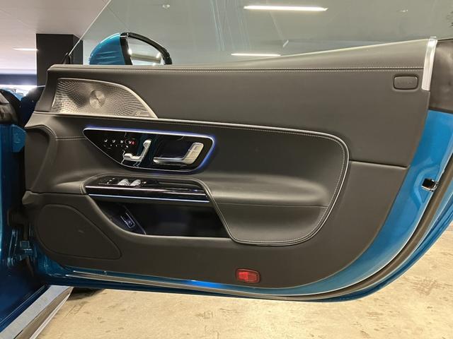 ＳＬ ＳＬ４３　認定中古車　禁煙車　ヘッドアップディスプレイ　レーダーセーフティパッケージ　３６０度カメラ　シートベンチレーター　シートヒーター　アンビエントライト　ＭＢＵＸ　フットトランクオープナー　エアスカーフ（16枚目）