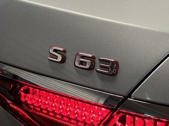 Ｓクラス Ｓ６３　Ｅ　パフォーマンス　認定中古車　レーダーセーフティＰＫＧ　ハイテックシルバー　本革　パノラマ　前席パワーシート　シートヒーター　ベンチレーター　ブルメスター　３６０度カメラ　ヘッドアップディスプレイ　ＭＢＵＸ　ワイヤレス（41枚目）