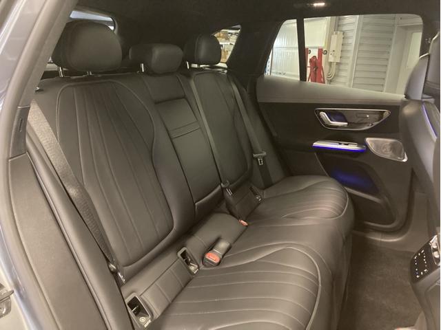 ＥＱＥ ＳＵＶ ＥＱＥ３５０　４マチック　ＳＵＶ　弊社デモカー　ワンオーナー　禁煙車　レーダーセーフティパッケージ　純正ドライブレコーダー　パノラミックスライディングルーフ　本革シート　アンビエントライトライト　ＭＢＵＸ　３６０度カメラ（30枚目）