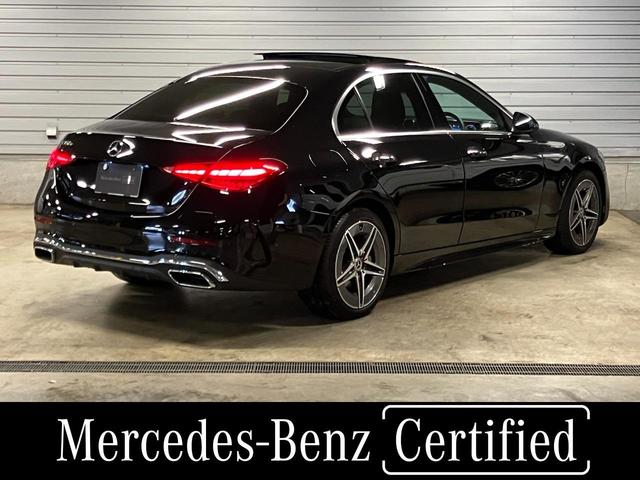 Ｃクラス Ｃ３５０ｅスポーツ　認定中古車　レーダーセーフティＰＫＧ　ＡＭＧライン　レザーダイナミカシート　パノラマ　ＭＢＵＸ　３６０度カメラ　ワイヤレスチャージャーヘッドアップディスプレイ　ＬＥＤライト　前席パワーシート　シートヒ（4枚目）