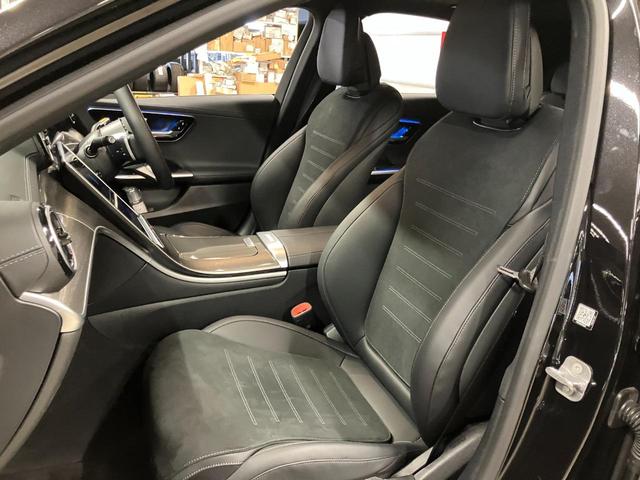 Ｃクラス Ｃ３５０ｅスポーツ　認定中古車　レーダーセーフティＰＫＧ　ＡＭＧライン　レザーダイナミカシート　パノラマ　ＭＢＵＸ　３６０度カメラ　ワイヤレスチャージャーヘッドアップディスプレイ　ＬＥＤライト　前席パワーシート　シートヒ（8枚目）