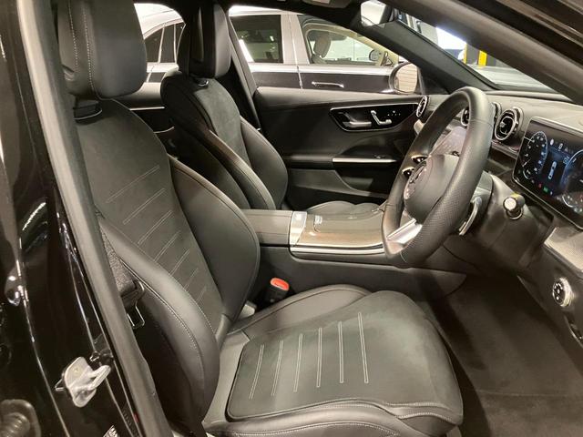 Ｃクラス Ｃ３５０ｅスポーツ　認定中古車　レーダーセーフティＰＫＧ　ＡＭＧライン　レザーダイナミカシート　パノラマ　ＭＢＵＸ　３６０度カメラ　ワイヤレスチャージャーヘッドアップディスプレイ　ＬＥＤライト　前席パワーシート　シートヒ（11枚目）