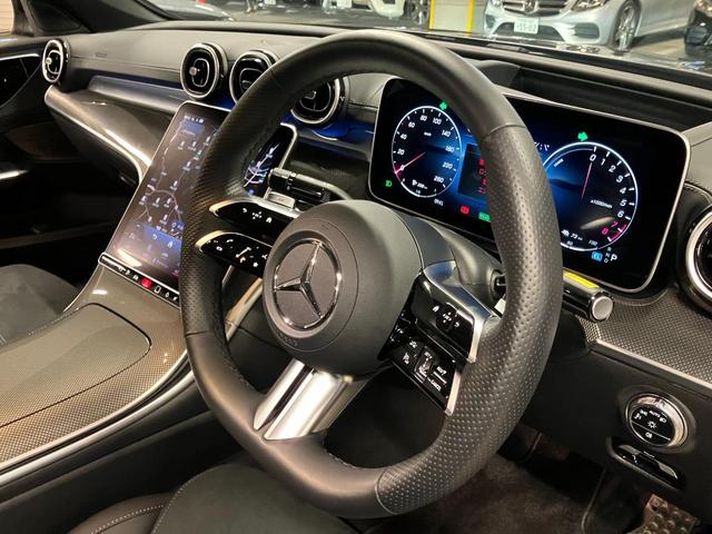Ｃクラス Ｃ３５０ｅスポーツ　認定中古車　レーダーセーフティＰＫＧ　ＡＭＧライン　レザーダイナミカシート　パノラマ　ＭＢＵＸ　３６０度カメラ　ワイヤレスチャージャーヘッドアップディスプレイ　ＬＥＤライト　前席パワーシート　シートヒ（14枚目）