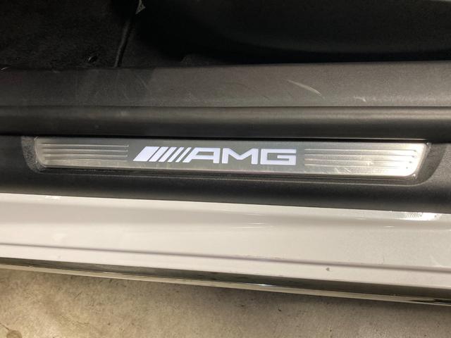 ＳＬ ＳＬ６３　４マチック＋　弊社元デモカー　新車保証継承　オパリスホワイト　アップルカープレイ　Ｂｒｕｍｅｓｔｅｒサウンドスピーカー　ワイヤレスチャージング　３６０°カメラシステム　エアスカーフ　ＡＭＧパフォーマンスステアリング（28枚目）