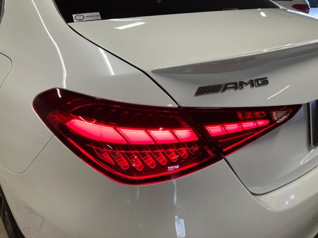 Ｃクラス Ｃ６３　Ｓ　Ｅ　パフォーマンス　認定中古車　本革シート　ヘッドアップディスプレイ　３６０°カメラ　ブルメスター　アンビエントライト　サンルーフ　ＥＴＣ　ＭＢＵＸ　純正ドライブレコーダー　ＬＥＤヘッドライト　シートベンチレーター　シー（34枚目）