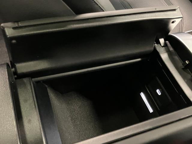 Ｃクラス Ｃ６３　Ｓ　Ｅ　パフォーマンス　認定中古車　本革シート　ヘッドアップディスプレイ　３６０°カメラ　ブルメスター　アンビエントライト　サンルーフ　ＥＴＣ　ＭＢＵＸ　純正ドライブレコーダー　ＬＥＤヘッドライト　シートベンチレーター　シー（48枚目）