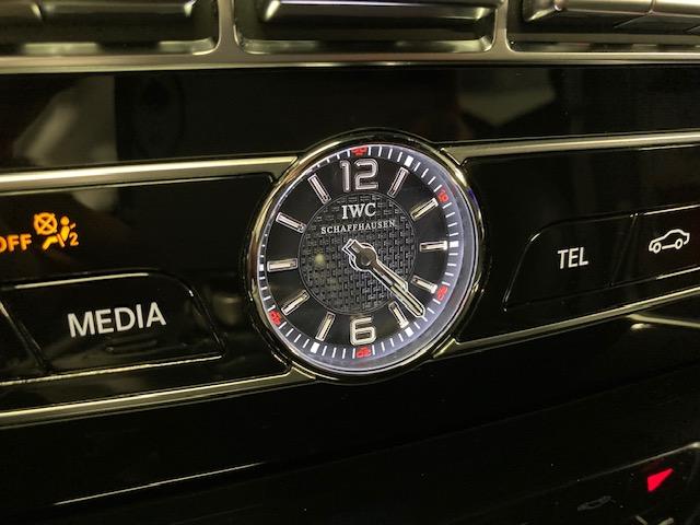 Ｇクラス Ｇ６３　ＡＭＧレザーエクスクルーシブパッケージ　弊社ユーザー様お下取り車両　ガラススライディングルーフ　アダプティブダンピングシステム　ＡＭＧレッドブレーキキャリパー　ナッパレザーシート　ＡＭＧパフォーマンスステアリング（22枚目）
