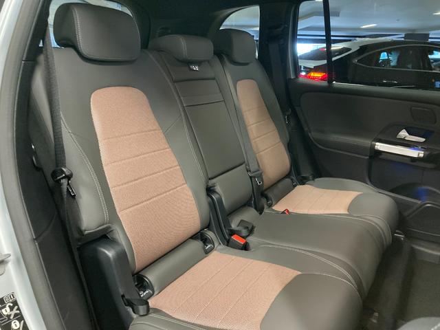 ＥＱＢ ＥＱＢ２５０＋　元弊社デモカー　ＥＱケア継承　ドライビングアシスタンスパッケージ　全周囲カメラ　メモリー付きパワーシート　アップルカープレイ　ワイヤレスチャージング　ＭＢＵＸ　ＡＲナビゲーション（8枚目）