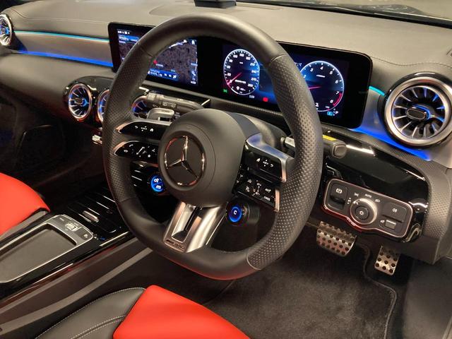 ＣＬＡクラス シューティングブレーク ＣＬＡ４５　Ｓ　４マチック＋　シューティングブレーク　認定中古車　レーダーセーフティＰＫＧ　新車保証継承　本皮赤黒シート　前席パワーシート　シートヒーター　ワイヤレスチャージャー　自動開閉トランク　ＬＥＤライト　ＡＭＧサスペンション　ＡＭＧレッドキャリパ（8枚目）