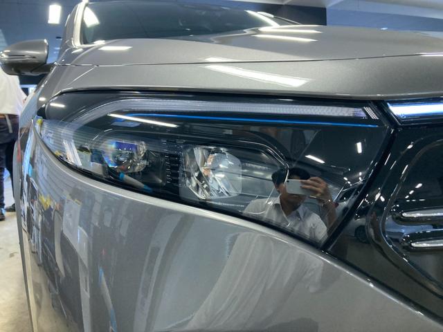 ＥＱＡ ＥＱＡ２５０　ＡＭＧレザーエクスクルーシブパッケージ　弊社ユーザー様お下取り車両　ＡＭＧライン　ＡＭＧレザーエクスクルーシブパッケージ　パノラミックスライディングルーフ　全周囲カメラ　ヘッドアップディスプレイ（53枚目）
