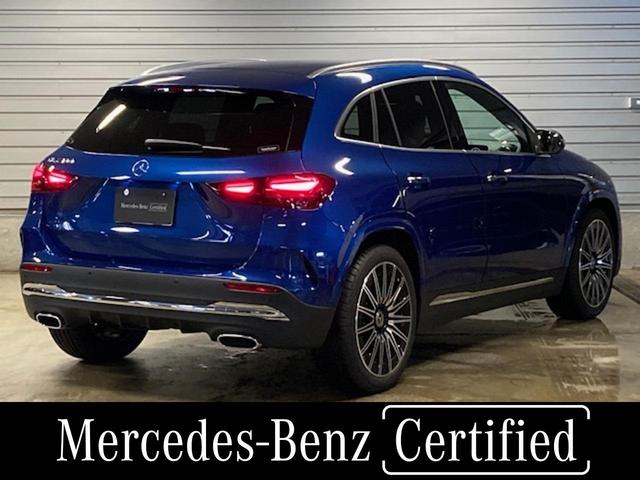 ＧＬＡクラス ＧＬＡ１８０　ＡＭＧラインパッケージ　弊社デモカー　レーダーセーフティＰＫＧ　ＡＭＧライン　パノラマ　３６０度カメラ　ＭＢＵＸ　スペクトラルブルー　新車保証継承　レザーＡＲＴＩＣＯマイクロカットシート　前席パワーシート　シートヒーター　自（4枚目）