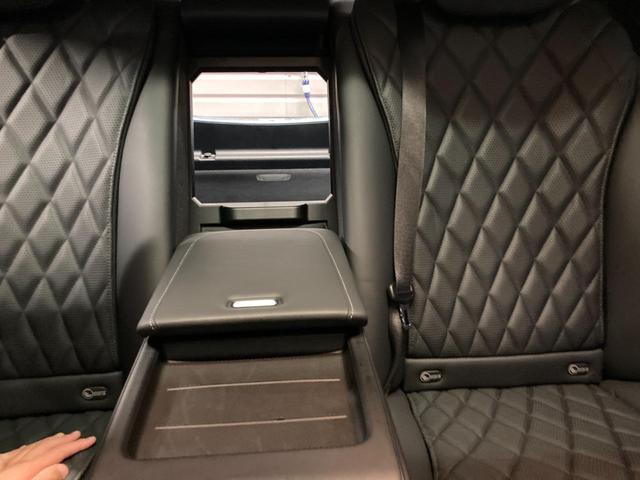 Ｓクラス Ｓ４００ｄ　４マチック　ＡＭＧラインパッケージ　ベーシックパッケージ（パノラマ、エアバランスパッケージ、ノイズ軽減ガラス）、ＡＭＧラインパッケージ、レザーエクスクルーシブパッケージ（Ｂｒｕｍｅｓｔｅｒ３Ｄサウンド、ステアリングヒーター）（34枚目）