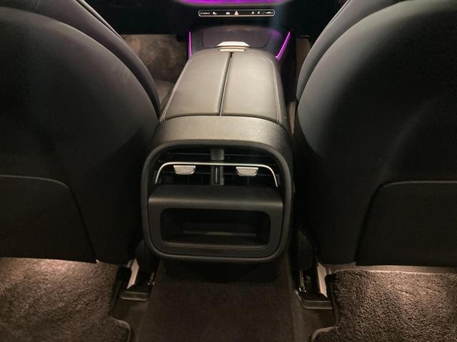 Ｅクラス Ｅ２００　アバンギャルド　ＡＭＧラインパッケージ　元弊社デモカー　新車保証継承　ＡＭＧラインパッケージ　レザーエクスクルーシブパッケージ　デジタルインテリアパッケージ　アドバンスドパッケージ　パノラミックスライディングルーフ（42枚目）
