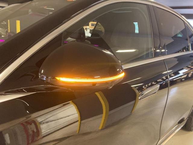 Ｅクラス Ｅ２００　アバンギャルド　ＡＭＧラインパッケージ　元弊社デモカー　新車保証継承　ＡＭＧラインパッケージ　レザーエクスクルーシブパッケージ　デジタルインテリアパッケージ　アドバンスドパッケージ　パノラミックスライディングルーフ（49枚目）