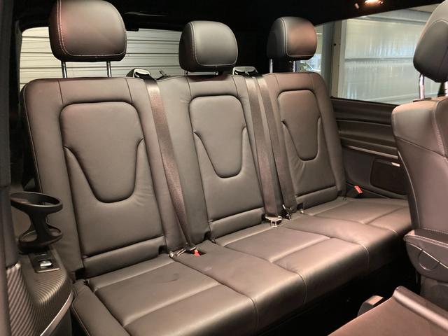 Ｖクラス Ｖ２２０ｄアバンギャルドロングＡＭＧラインパッケージ　Ｖ２２０ｄ　　アバンギャルド　Ｌｏｎｇ　新車保証　認定中古車　ディーゼル　ＡＭＧライン　本革シート　３列目シート　３列目シガーソケット　サンルーフ　３６０°カメラ　ブランドロゴプロジェクターライト（8枚目）