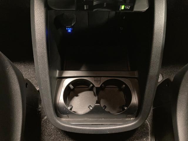 Ｖクラス Ｖ２２０ｄアバンギャルドロングＡＭＧラインパッケージ　Ｖ２２０ｄ　　アバンギャルド　Ｌｏｎｇ　新車保証　認定中古車　ディーゼル　ＡＭＧライン　本革シート　３列目シート　３列目シガーソケット　サンルーフ　３６０°カメラ　ブランドロゴプロジェクターライト（13枚目）