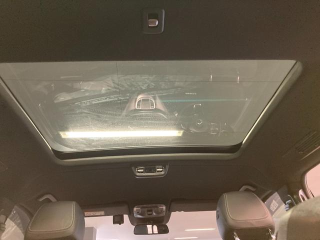 Ｖクラス Ｖ２２０ｄアバンギャルドロングＡＭＧラインパッケージ　Ｖ２２０ｄ　　アバンギャルド　Ｌｏｎｇ　新車保証　認定中古車　ディーゼル　ＡＭＧライン　本革シート　３列目シート　３列目シガーソケット　サンルーフ　３６０°カメラ　ブランドロゴプロジェクターライト（28枚目）