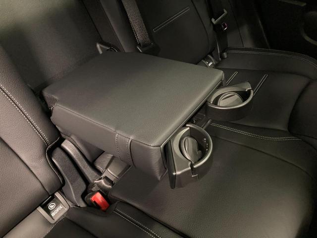 ＧＬＡクラス ＧＬＡ４５　Ｓ　４マチック＋　認定中古車　直４ターボ　パフォーマンスシート　ヘッドアップディスプレイ　サンルーフ　アンビエントライト　３６０度カメラ　シートヒーター　電動パワーシート　シートベンチレーター　ワイヤレスチャージン（41枚目）