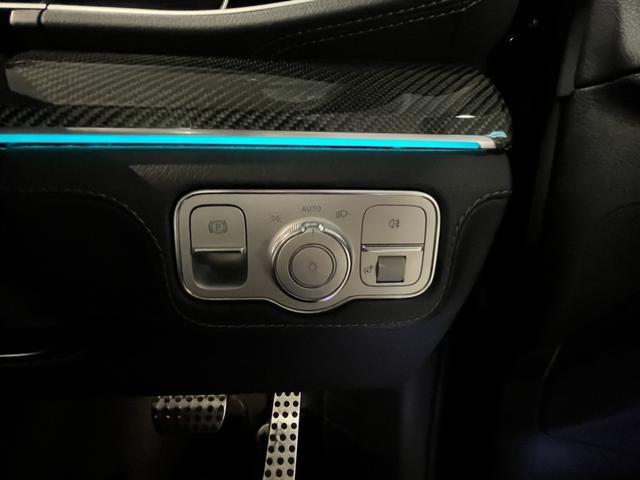 ＧＬＥ ＧＬＥ５３　４マチック＋　認定中古車２年保証　ＡＭＧインテリアカーボンパッケージ　パノラミックスライディングルーフ　ＡＭＧドライブコントロールスイッチ　ＡＭＧスポーツシート　ＡＭＧエグゾーストシステム　２１インチアルミホイール（7枚目）
